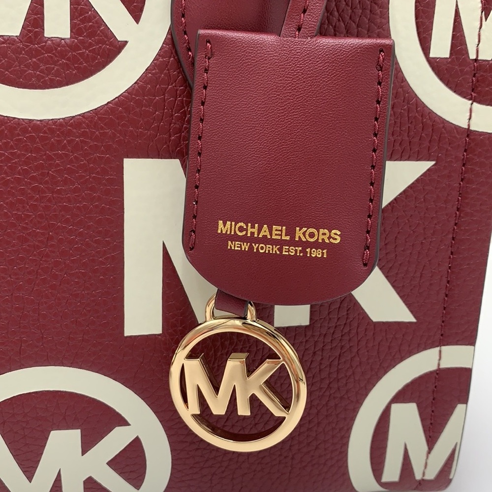 MICHAEL KORS
Mirella Small Logo Embossed Pebbled Leath
Crossbody Bag
DARK CHERRY - Picture 13 of 16